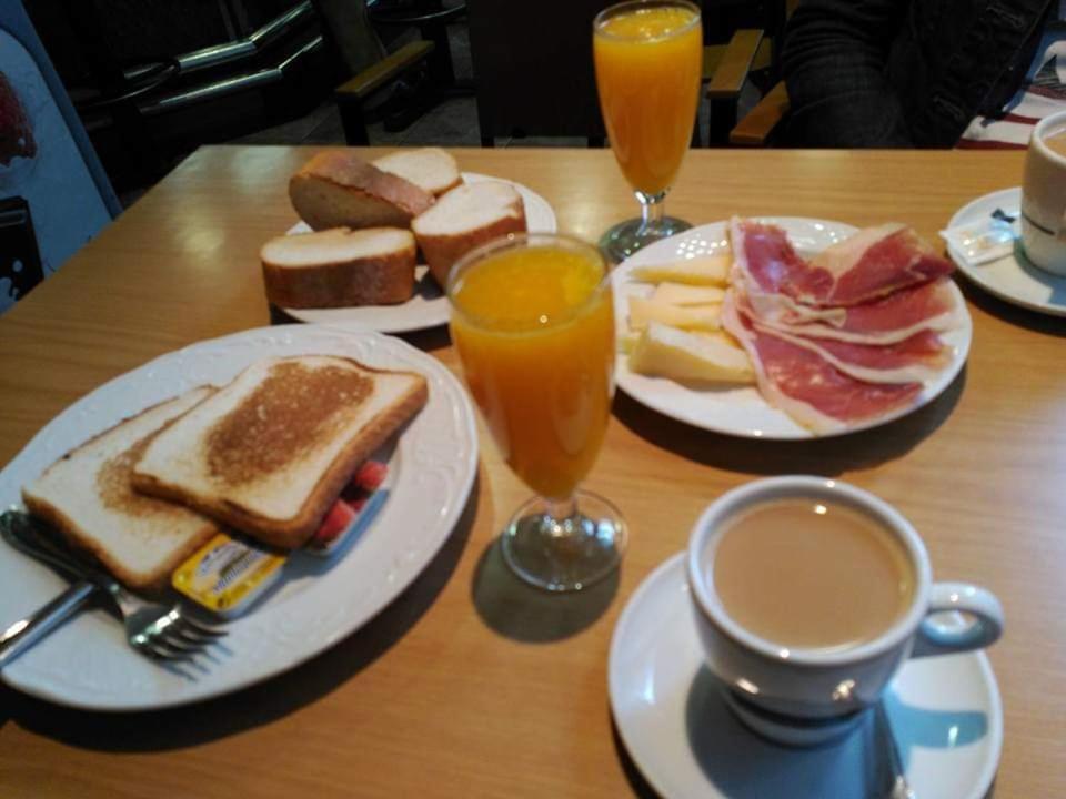Hotel El Molinon Cangas De Narcea Ngoại thất bức ảnh